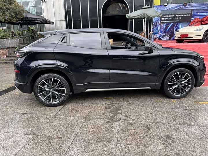 Changan UNI-T 2023 2023款 第二代 1.5T 尊贵型