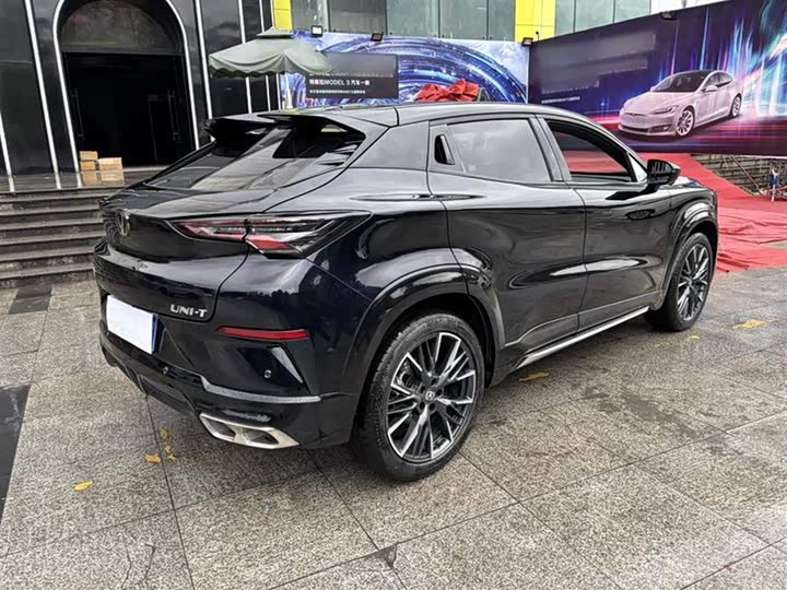 Changan UNI-T 2023 2023款 第二代 1.5T 尊贵型