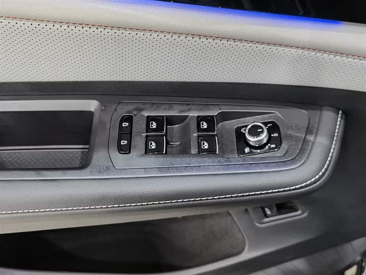 Volkswagen Teramont X 2024 2024款 途昂X 380TSI 四驱尊崇豪华版