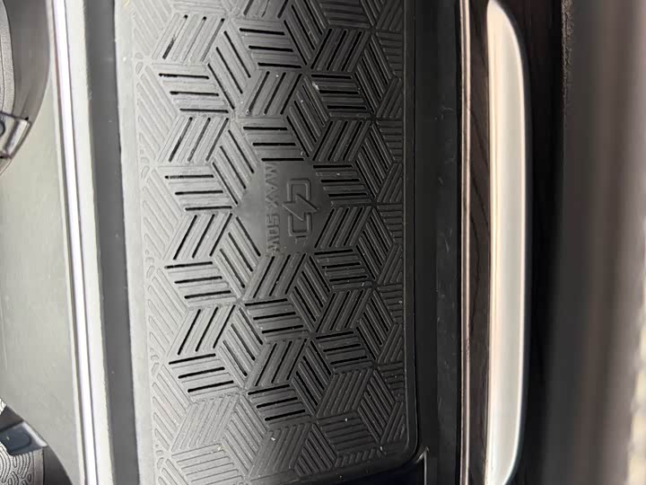 Chery Tiggo 8 Pro 2024 2024款 冠军版 290T 两驱闪耀版 5座