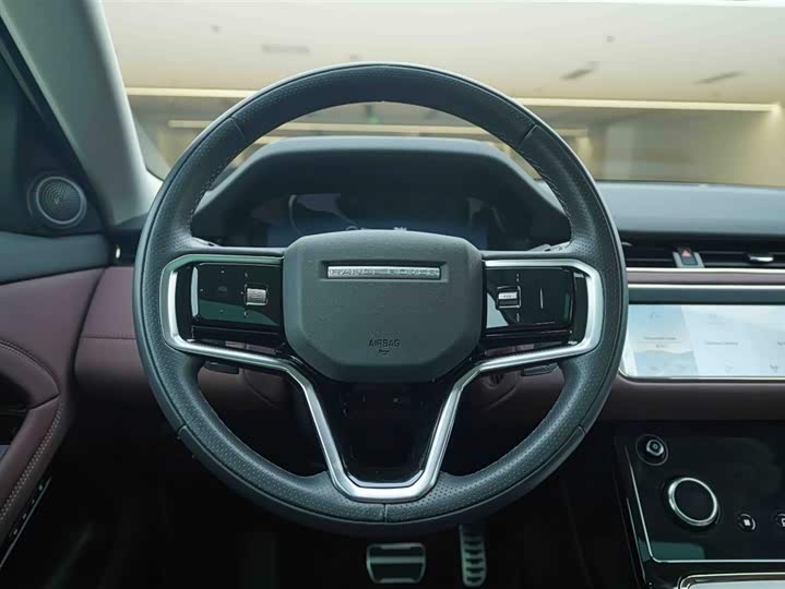 Land Rover Range Rover Evoque L Hybrid 2023 2023款 极光L P300e 插电式电动混合版