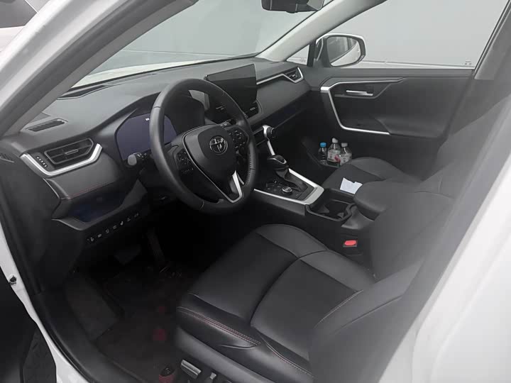 Toyota Wildlander Hybrid 2023 2023款 高性能版 2.5L 四驱激擎版