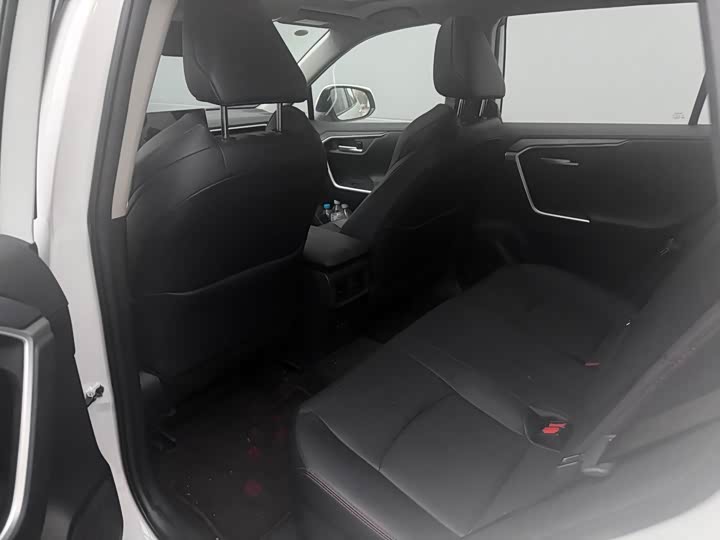 Toyota Wildlander Hybrid 2023 2023款 高性能版 2.5L 四驱激擎版