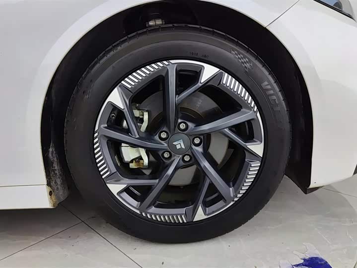 GAC Hyptec GT 2023 2023款 560后驱七翼版