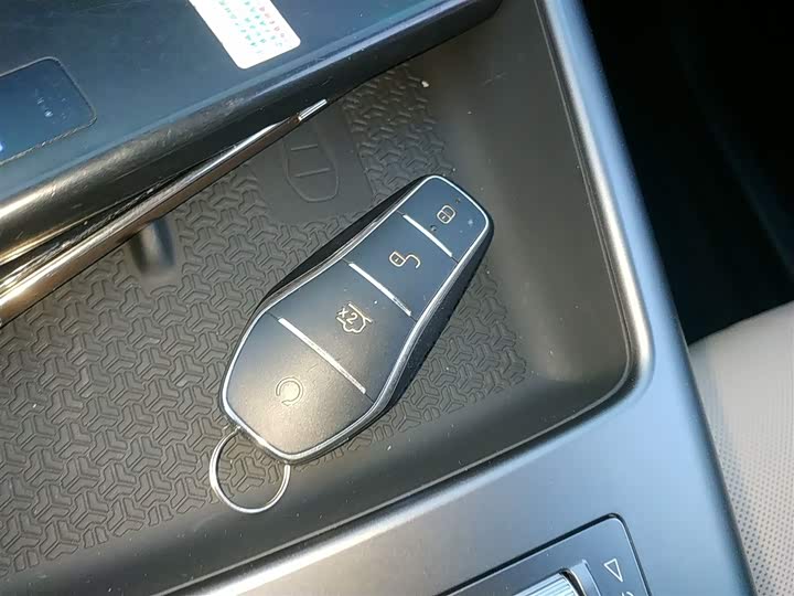 BYD Song Pro Hybrid 2025 2025款 第二代 DM-i 75KM超越型