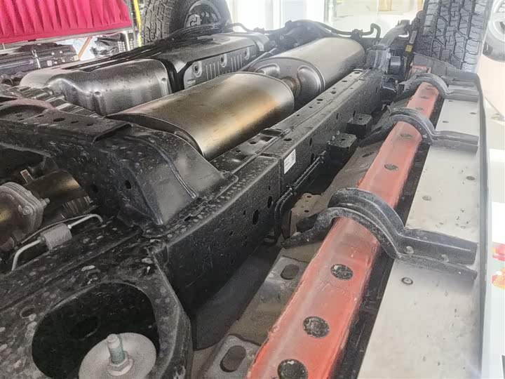 Tank 300 Hybrid 2025 2025款 Hi4-T 37.1kWh