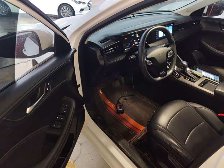 Roewe i5 2023 2023款 1.5L CVT豪华版