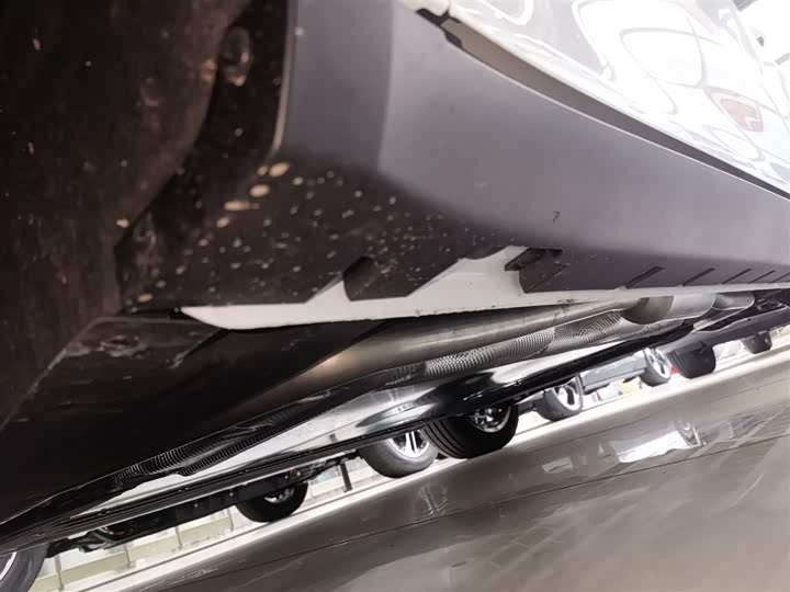 Roewe D7 2025 2025款 DMH 125km 世界冠军版