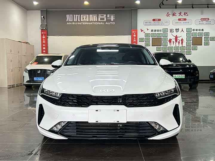 Kia K5 2021 2021款 270T CVVD 时尚版