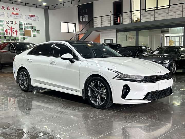 Kia K5 2021 2021款 270T CVVD 时尚版