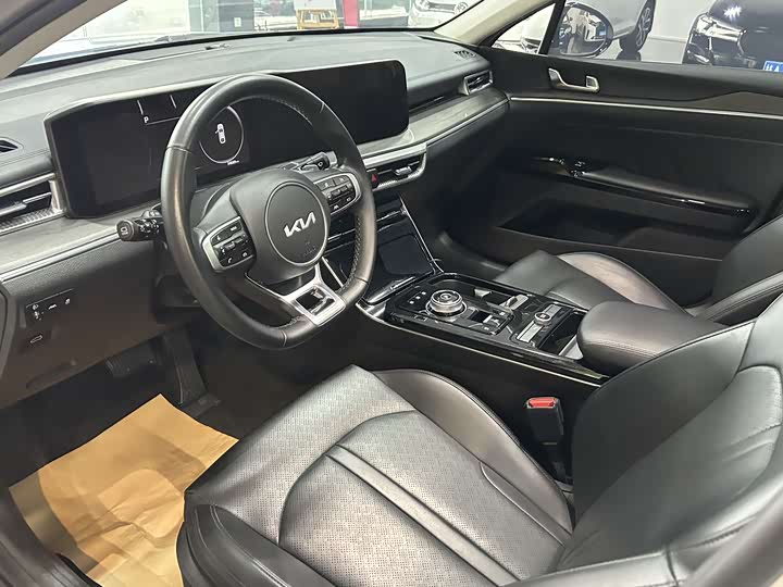 Kia K5 2021 2021款 270T CVVD 时尚版