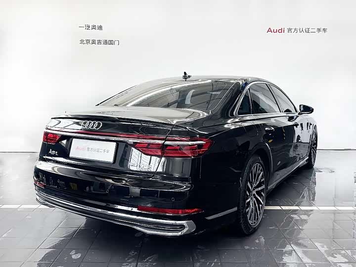 Audi A8 2025 2025款 A8L 50 TFSI quattro 臻选型