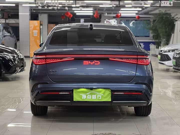 BYD Seal 07 DM-i Hybrid 2025 2025款 智驾版 DM-i 1.5L 125km 尊贵型