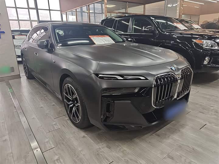 BMW 7 Series 2023 2023款 735Li M运动套装