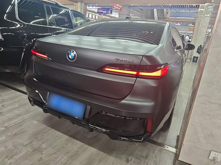 BMW 7 Series 2023 2023款 735Li M运动套装