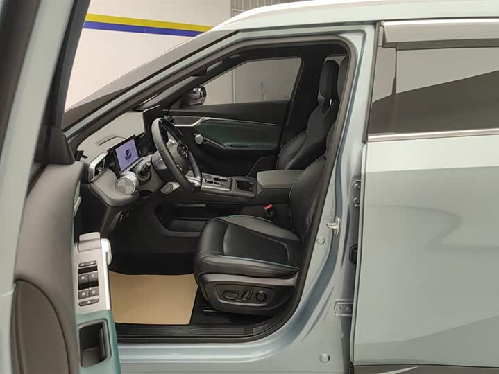 GAC Trumpchi Emkoo 2022 2022款 1.5T 超新星Max版