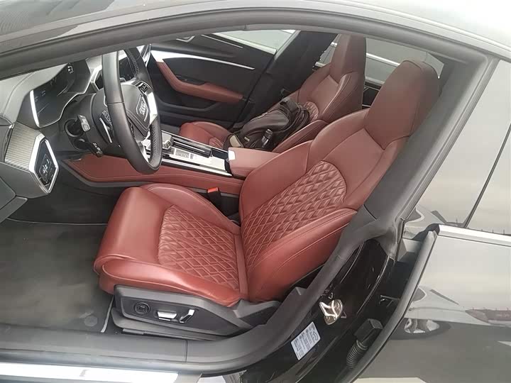 Audi A7L 2024 2024款 45 TFSI quattro 黑武士版