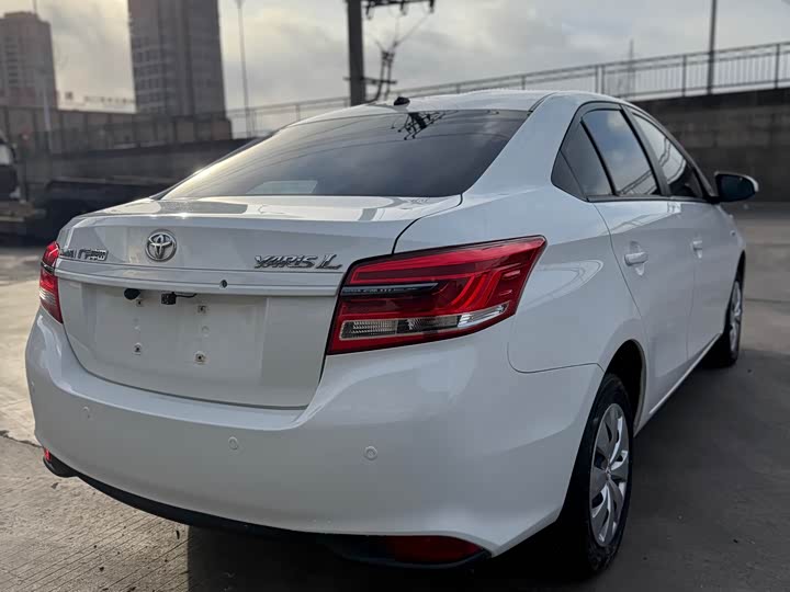 Toyota Yaris L 2022 2022款 1.5L CVT领先PLUS版