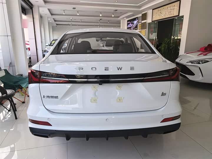 Roewe i5 2026 2026款 1.5L CVT豪华版