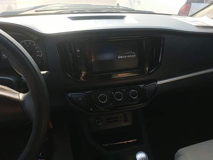 Dongfeng Forthing Lingzhi M5 2023 2023款 M5L 1.6L 基本型 7座