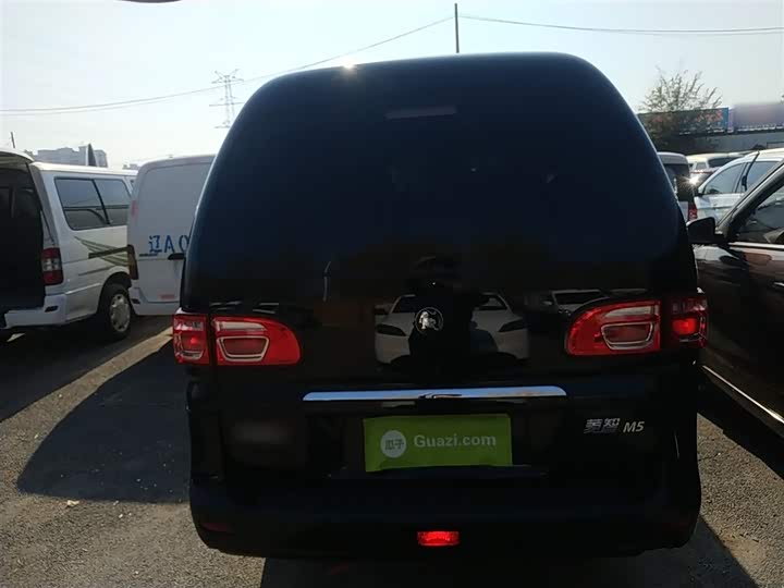 Dongfeng Forthing Lingzhi M5 2023 2023款 M5L 1.6L 基本型 7座