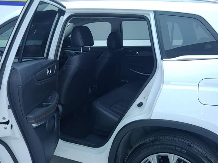 Changan CS75 2023 2023款 畅享版 1.5T DCT尊贵版