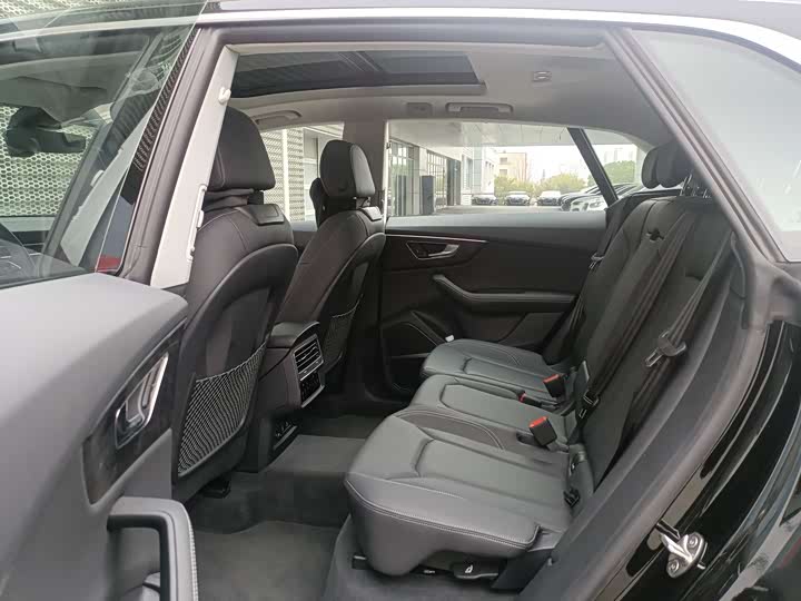 Audi Q8 2024 2024款 55 TFSI 豪华动感型