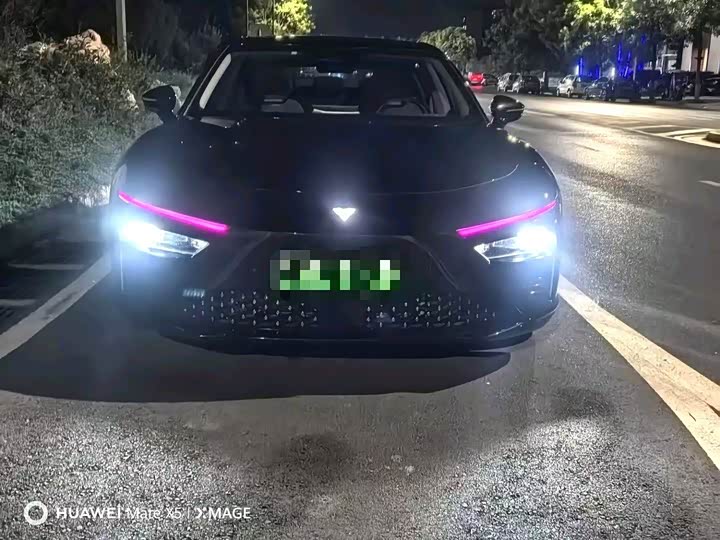 Hozon S 2022 2022款 增程版 1160km 后驱大版