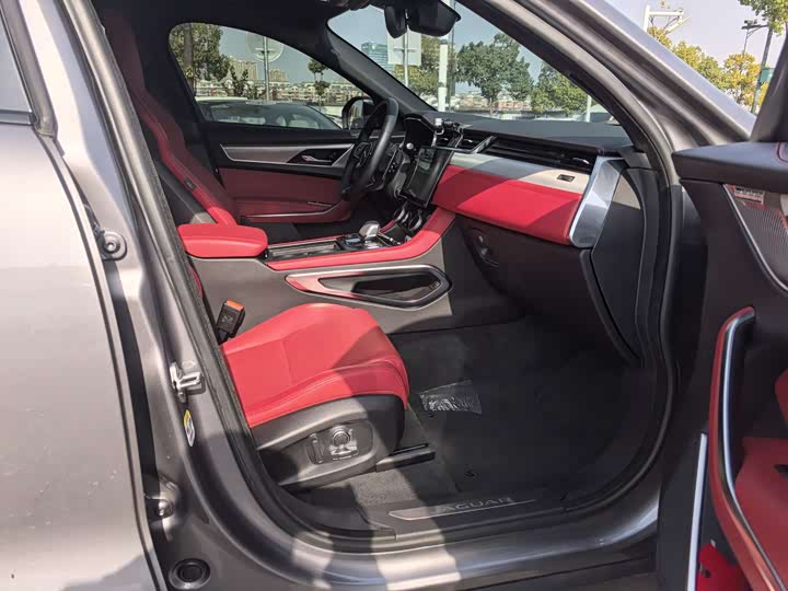 Jaguar F-Pace 2024 2024款 P250 R-Dynamic SE