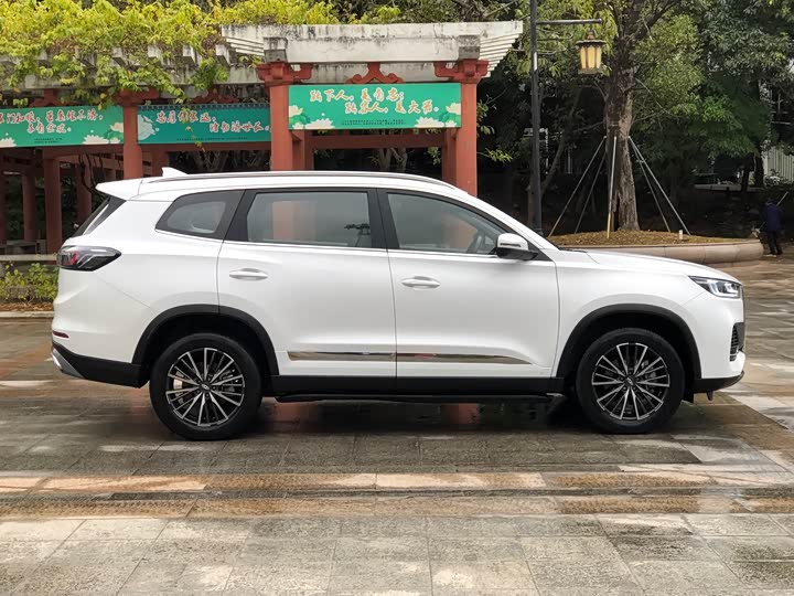 Chery Tiggo 8 Plus Hybrid 2022 2022款 PHEV 1.5T都市e+