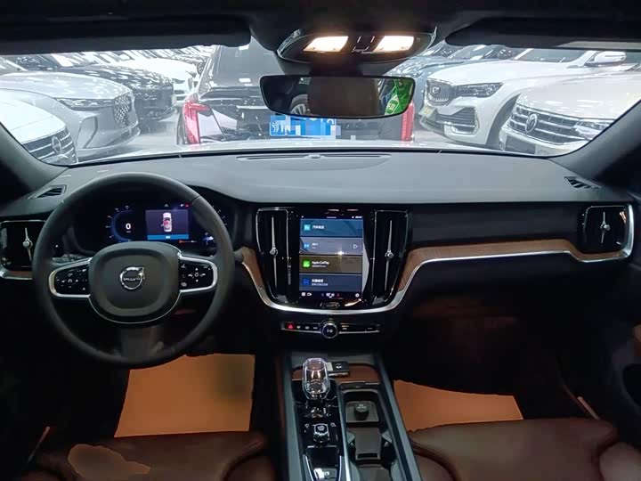 Volvo S60 2024 2024款 B4 智远豪华版