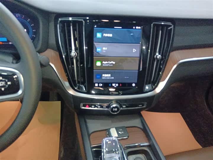 Volvo S60 2024 2024款 B4 智远豪华版