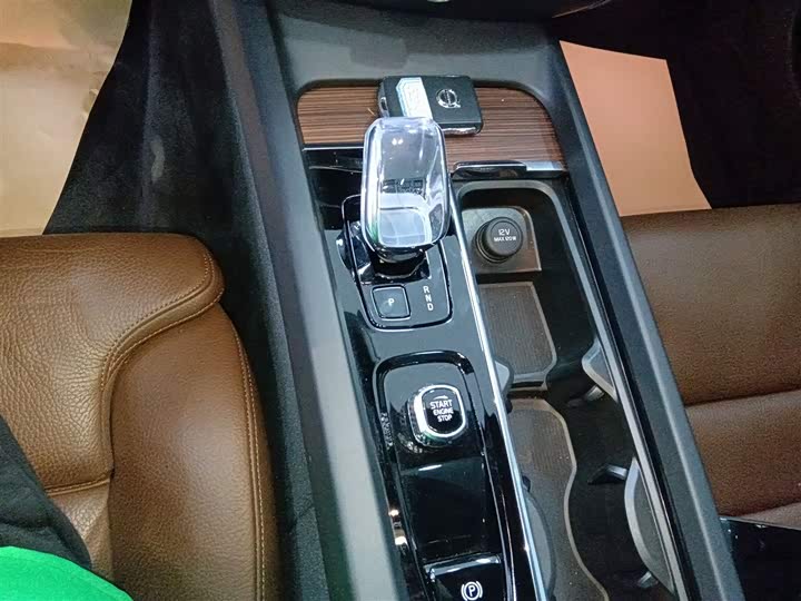 Volvo S60 2024 2024款 B4 智远豪华版