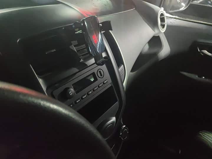 Changan BenBen E-Star 2021 2021款 国民版 多彩款 磷酸铁锂（31.95kWh）