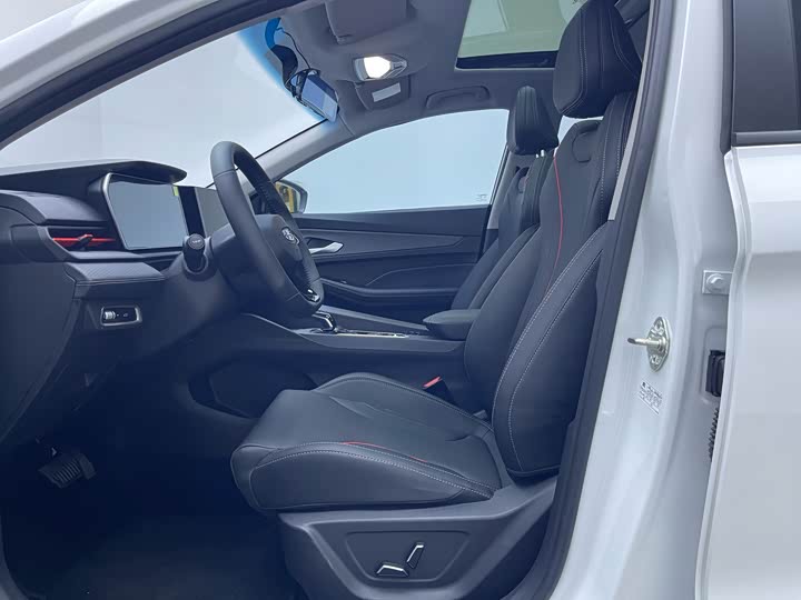 Geely Binrui 2024 2024款 缤瑞COOL 1.5T DCT龙腾版