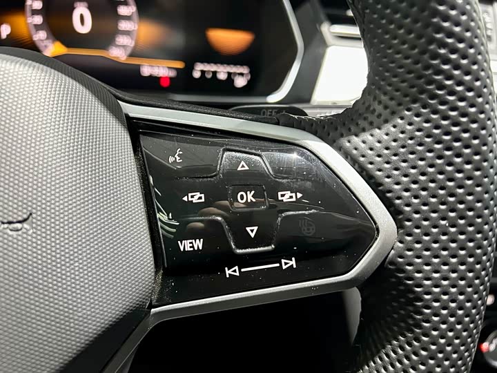 Volkswagen Magotan 2025 2025款 众享款 280TSI DSG舒适型