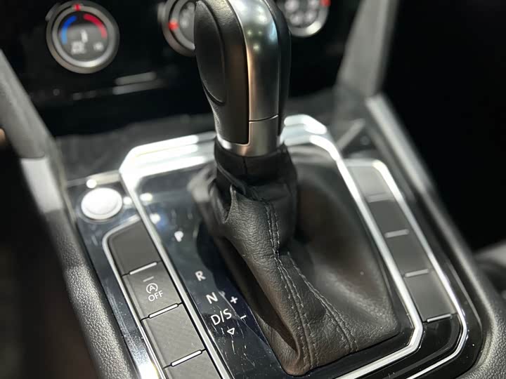 Volkswagen Magotan 2025 2025款 众享款 280TSI DSG舒适型