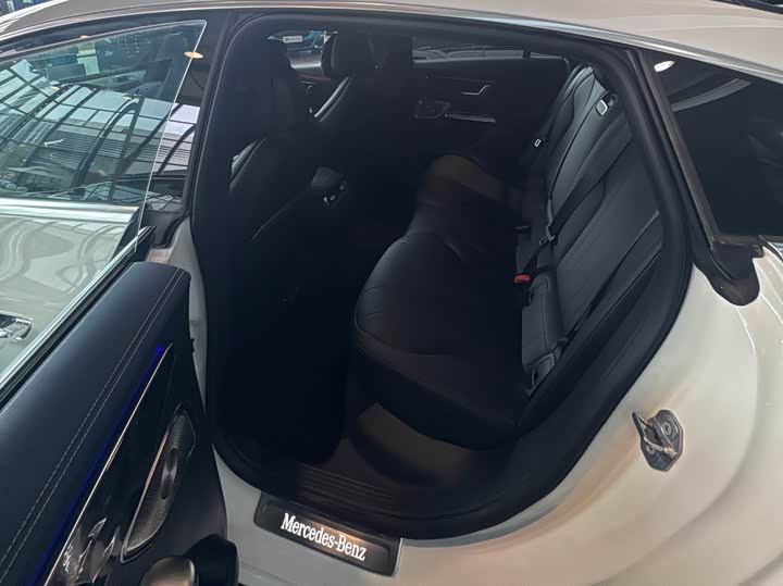 Mercedes-Benz EQE 2025 2025款 500 4MATIC 豪华版