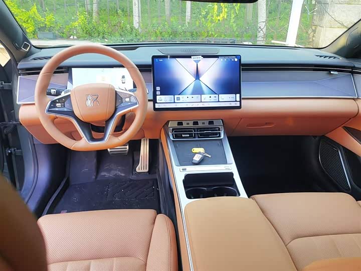 BYD Han L 2025 2025款 DM-i 200KM激光雷达旗舰型