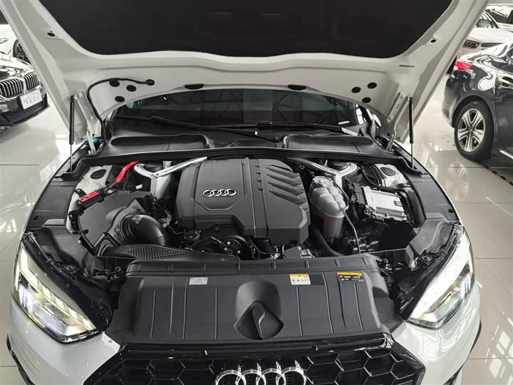 Audi A5 2024 2024款 Sportback 40 TFSI 时尚动感型