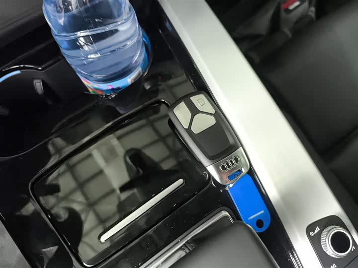 Audi A5 2024 2024款 Sportback 40 TFSI 时尚动感型