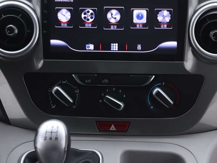 JAC Refine M3 2019 2019款 PLUS 创客版 1.8L 豪华型