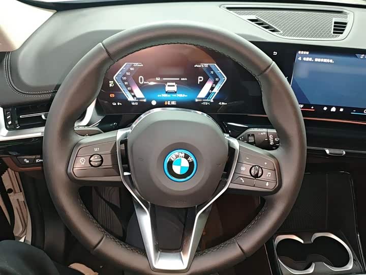 BMW iX1 2025 2025款 eDrive25L X设计套装