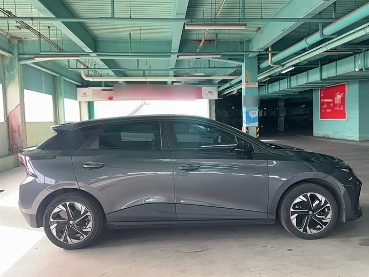 MG Motor 4 EV 2023 2023款 415km 出海冠军版