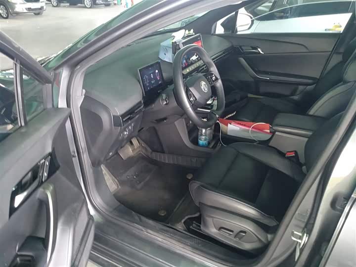 MG Motor 4 EV 2023 2023款 415km 出海冠军版