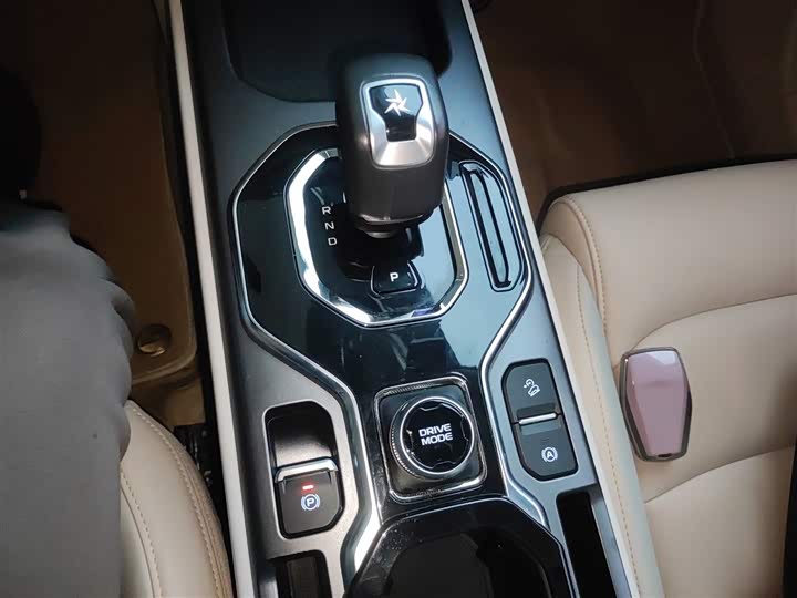 Geely Icon 2023 2023款 1.5TD 巧克力醇巧版