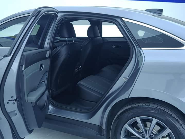 BYD Qin L 2025 2025款 EV 545KM超越型