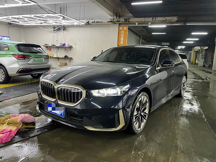 BMW 5 Series 2025 2025款 530Li 尊享型 豪华套装