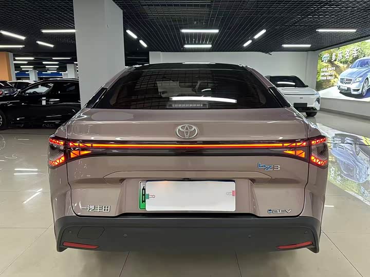 Toyota bZ3 2023 2023款 616km 长续航Premium