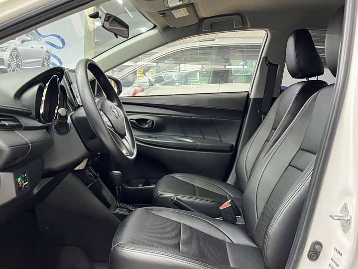 Toyota Vios 2022 2022款 1.5L 20周年纪念版